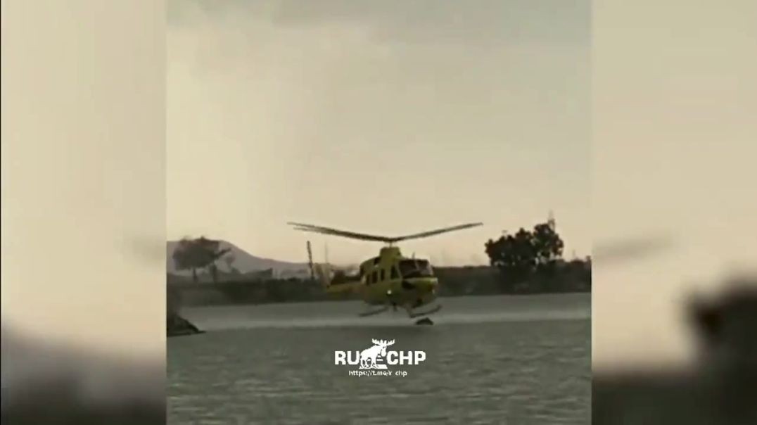 Un helicóptero de extinción de incendios se estrella